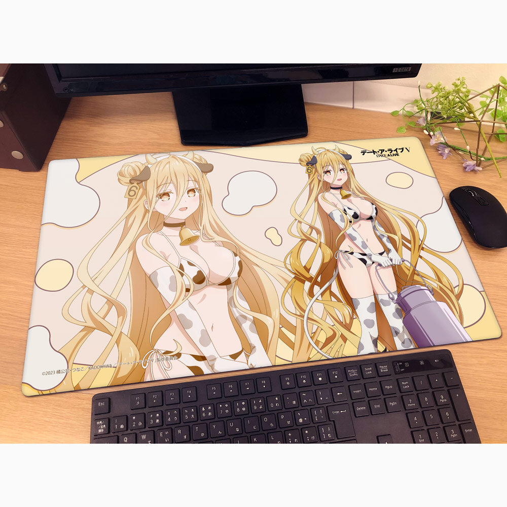 デート・ア・ライブV 描き下ろしラバーマット (星宮六喰/牛柄水着)