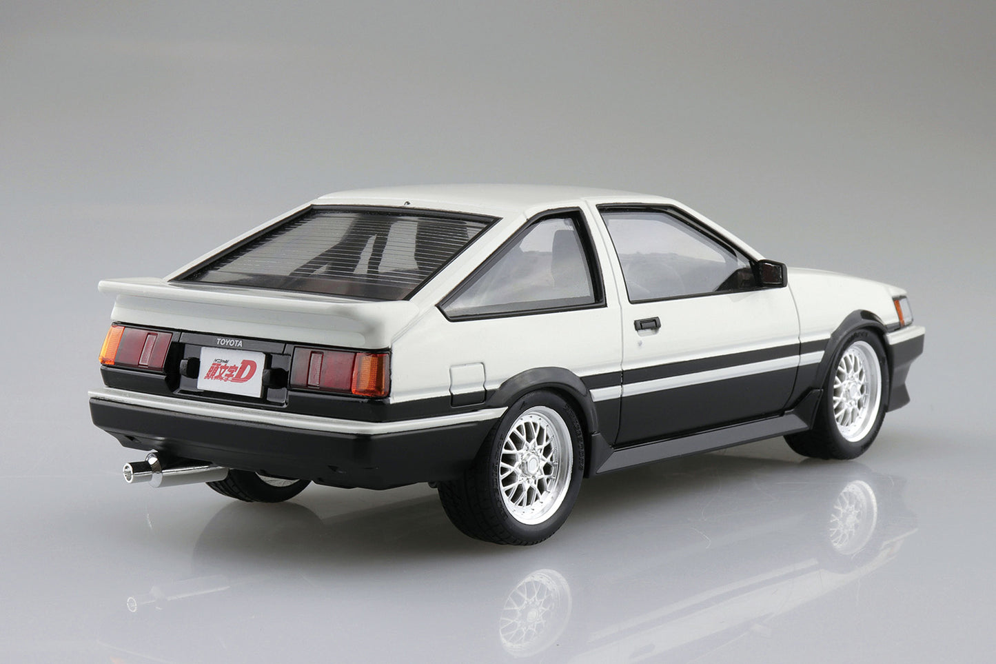 1/24 Initial D Akiyama Wataru AE86 Levin