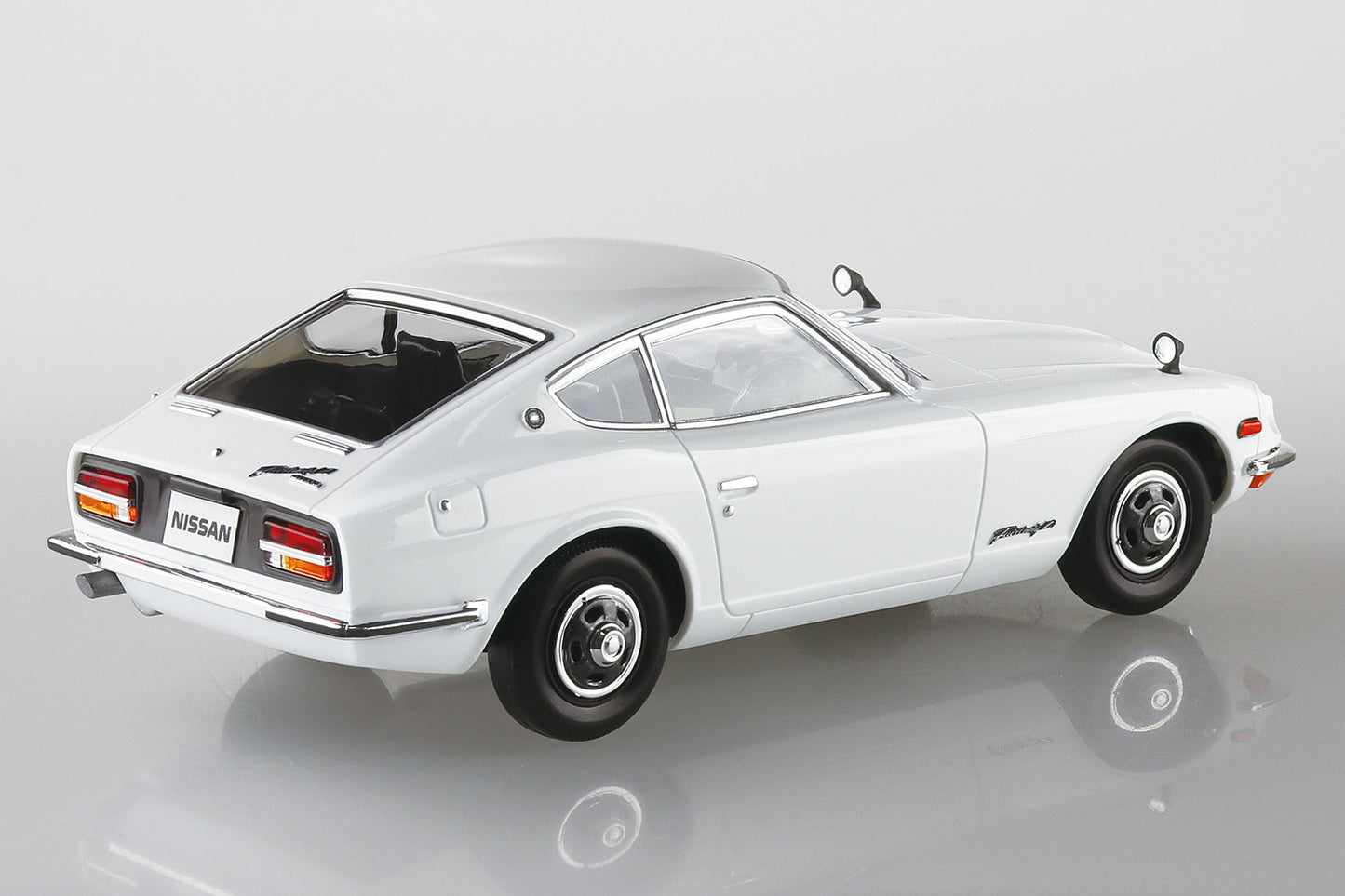 the☆Snap Kit NISSAN S30 FAIRLADY Z (White)