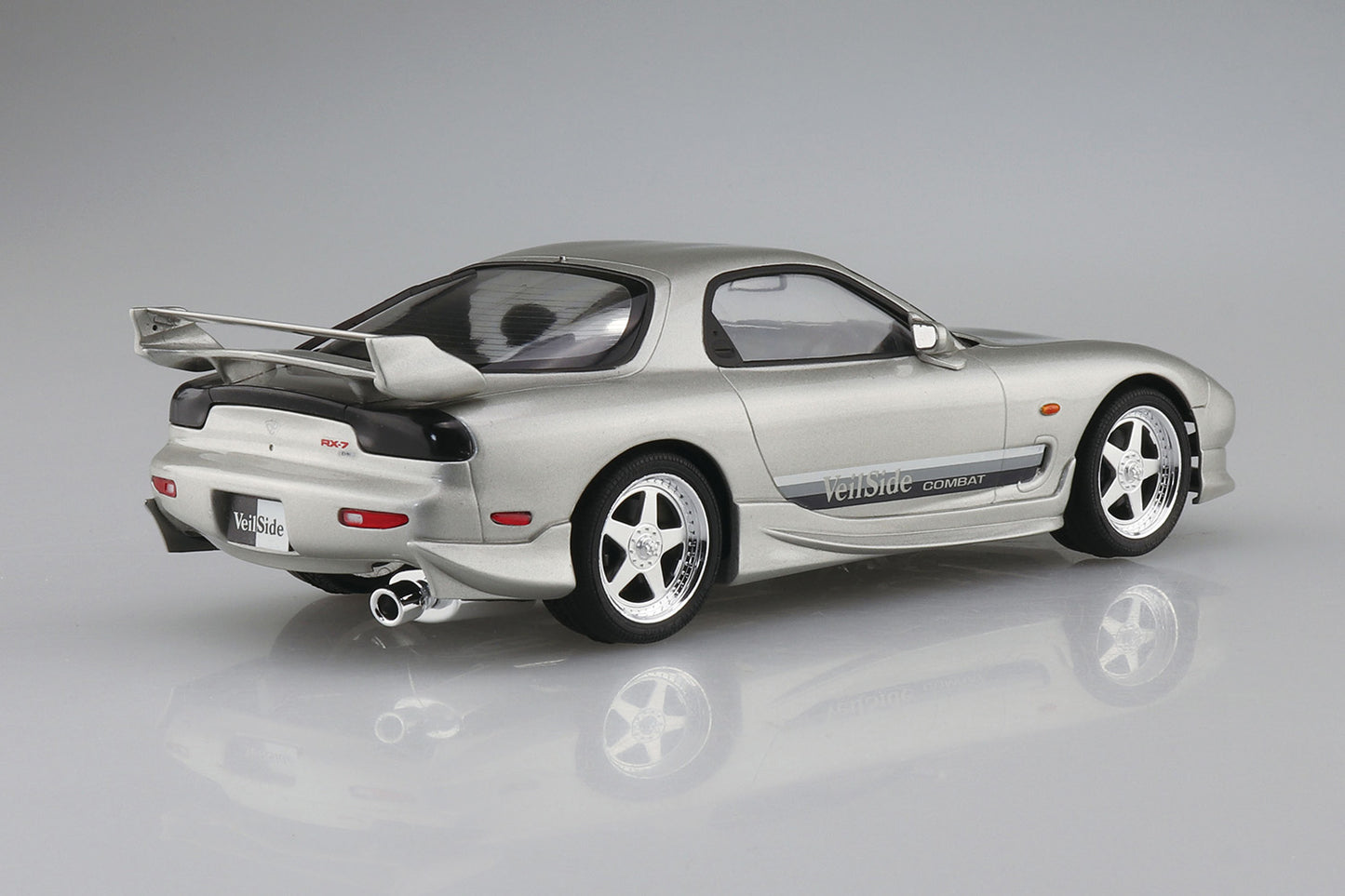 the☆Tuned Car 1/24 VeilSide Combat Model FD3S RX-7 '91 (Mazda)