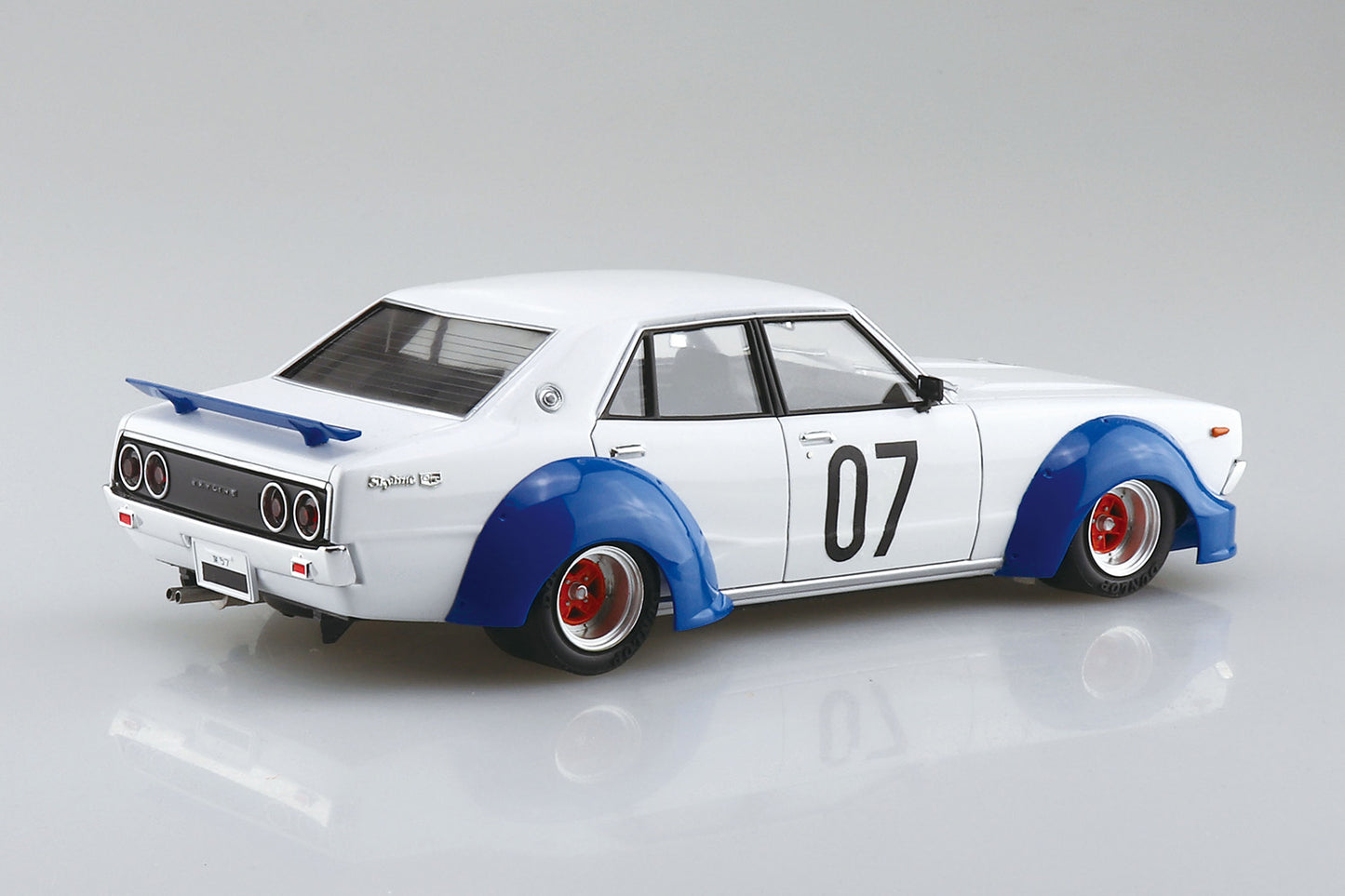 1/24 ワークスの鷹 グロリア330ワークス