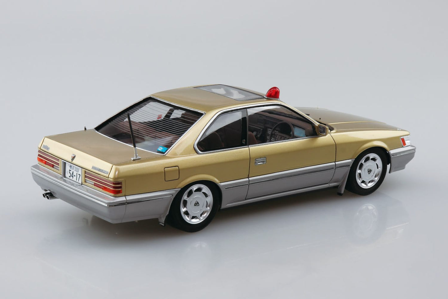 1/24 The Fallen Detective Returned: The Fallen Detective, Port 303, Undercover Patrol Car