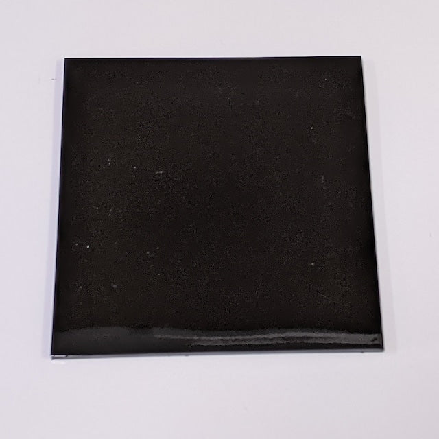 UREHERO 200 毫升黑色(亮光)喷雾剂