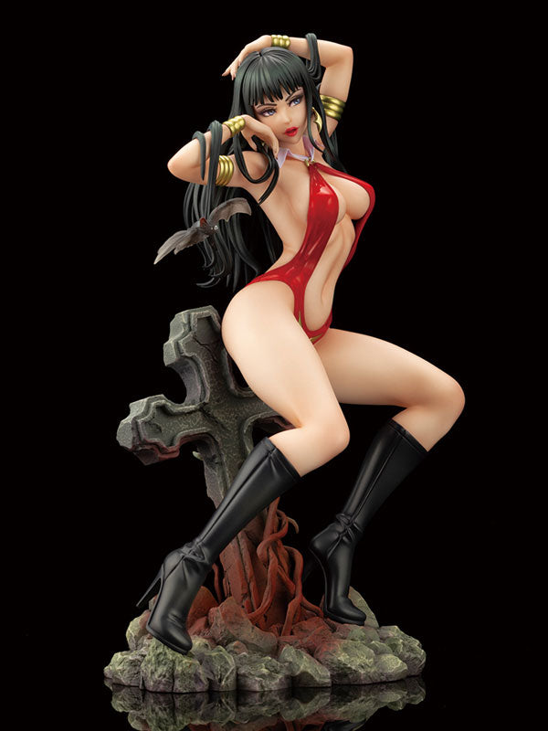 恐怖美丽的女孩 Vampirella。