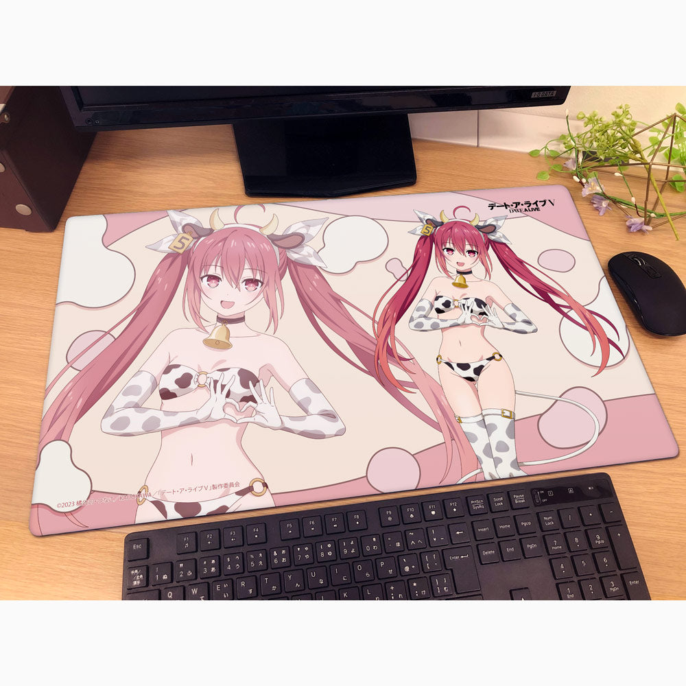 デート・ア・ライブV 描き下ろしラバーマット （五河琴里／牛柄水着）