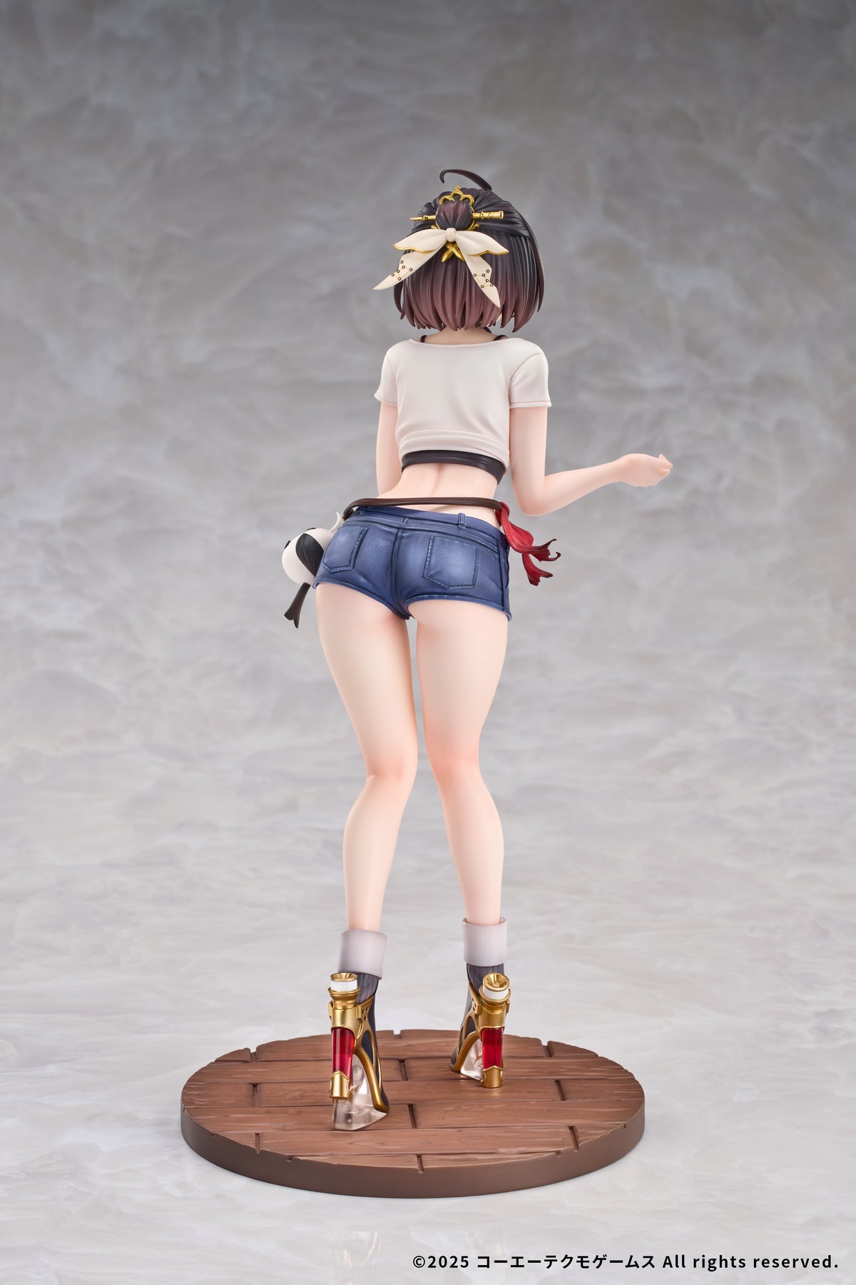 ユミアのアトリエ ～追憶の錬金術士と幻創の地～ ユミア・リースフェルト 鏡越しのひと目 1/7 完成品フィギュア