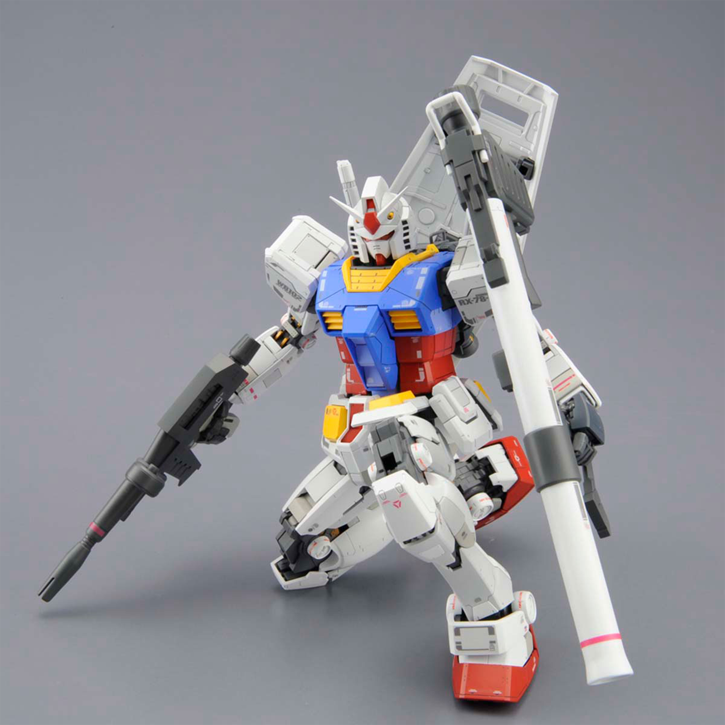 MG 1/100 機動戦士ガンダム RX-78-2 ガンダムVer.3.0