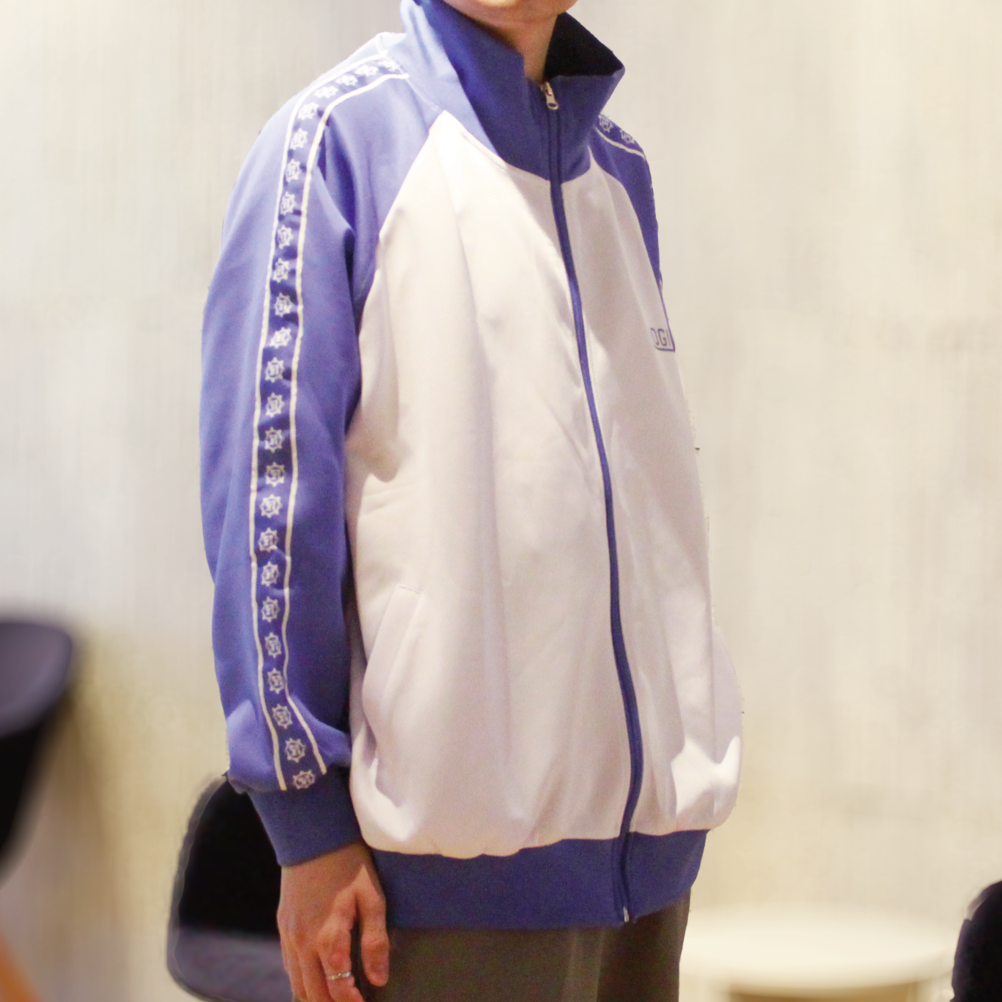 あおぎり高校 公式ジャージ エトラ – viviON BLUE