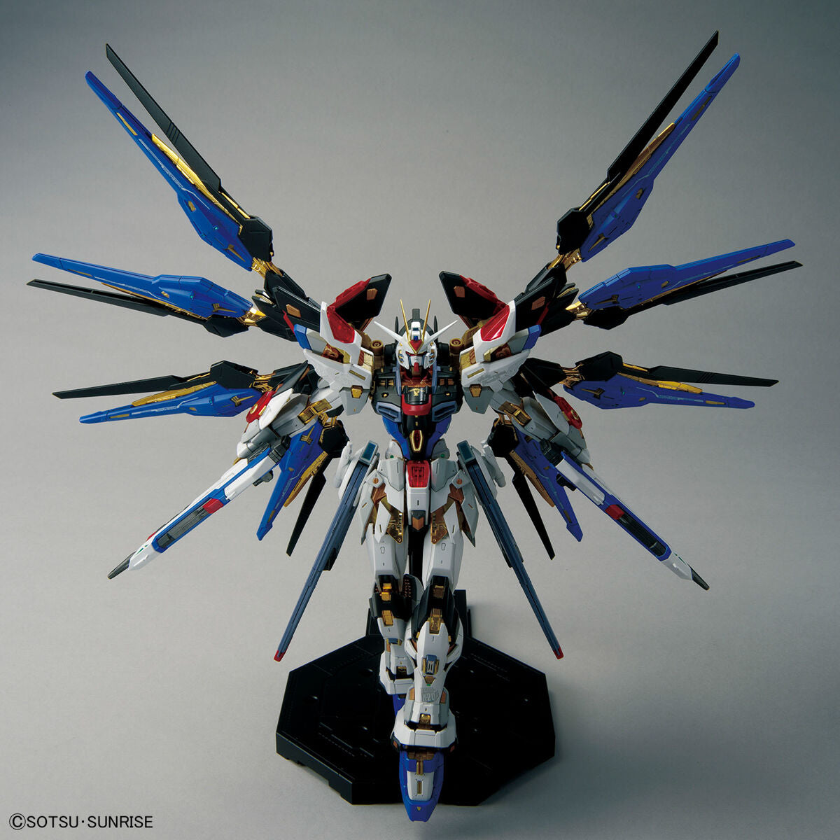 MGEX 機動戦士ガンダムSEED DESTINY ストライクフリーダムガンダム 1/100 – viviON BLUE