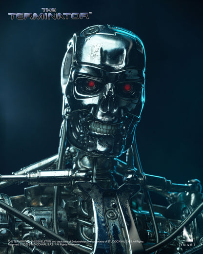 INART Terminator T-800 Endoskeleton 1/6 scale collectibleFigure