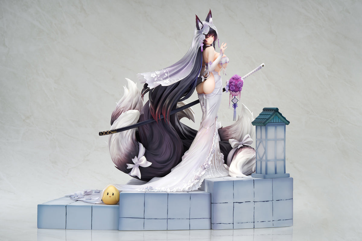 アズールレーン 武蔵 純潔清浄のウィステリア Ver. LEDアクリル展示ケース付きスペシャル版