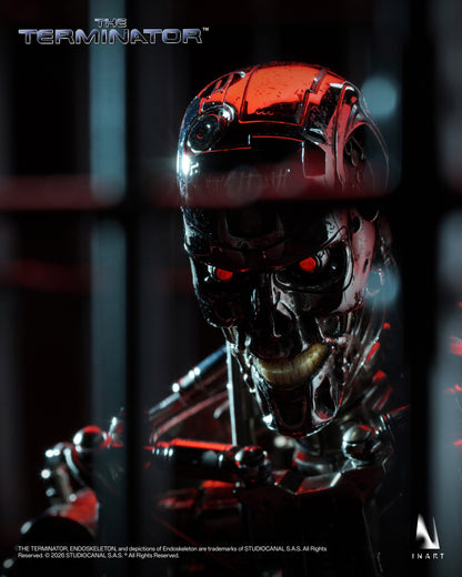 INART Terminator T-800 Endoskeleton 1/6 scale collectibleFigure