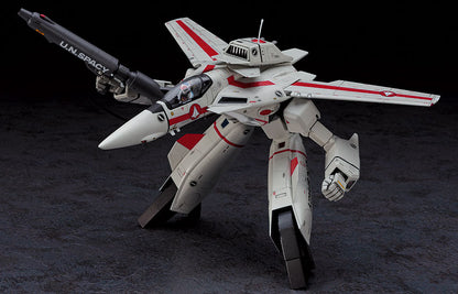 Hasegawa Super Dimension Fortress Macross VF-1J/A GAWK Valkyrie 1/72