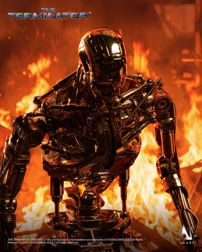 INART Terminator T-800 Endoskeleton 1/6 scale collectibleFigure