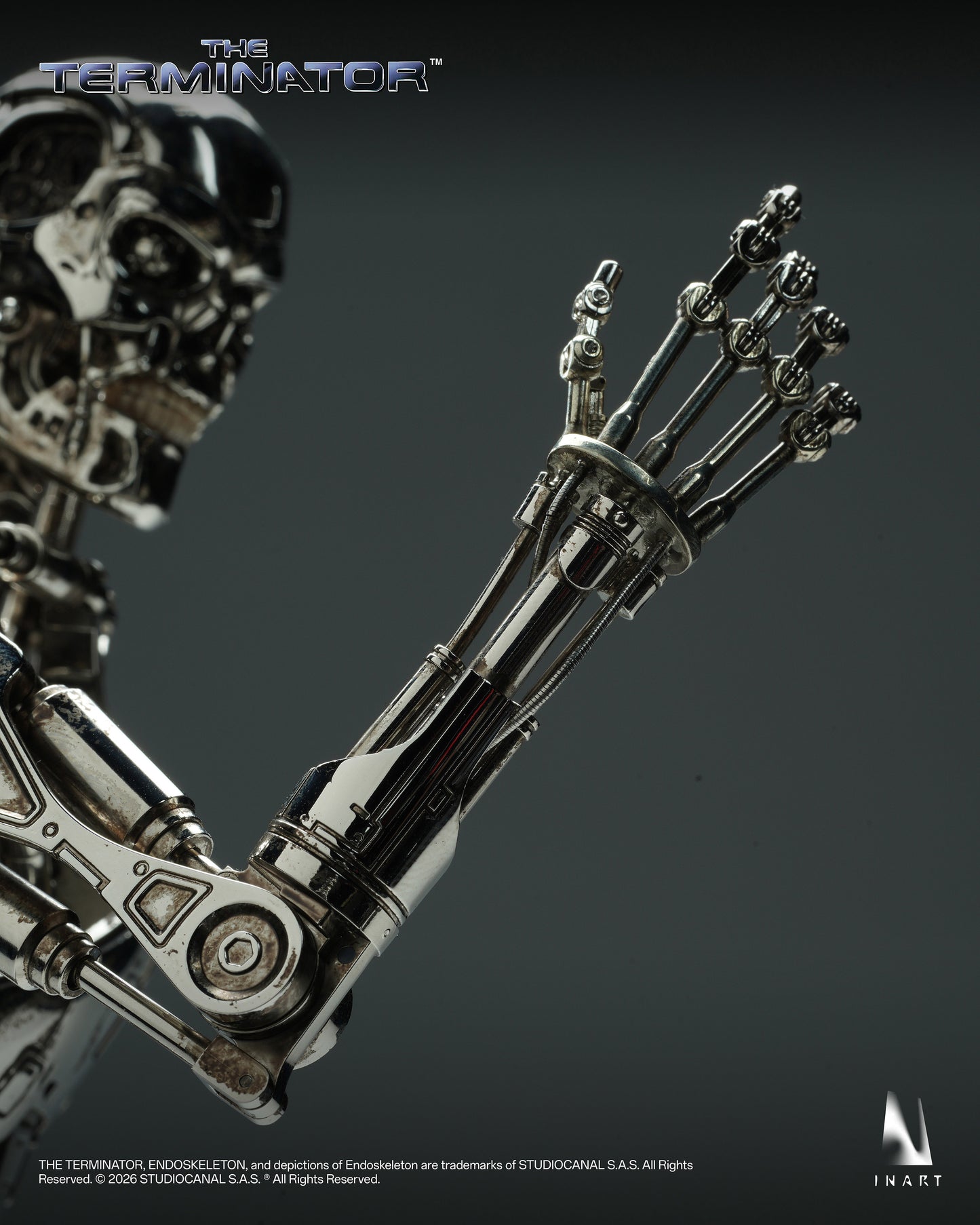 INART Terminator T-800 Endoskeleton 1/6 scale collectibleFigure