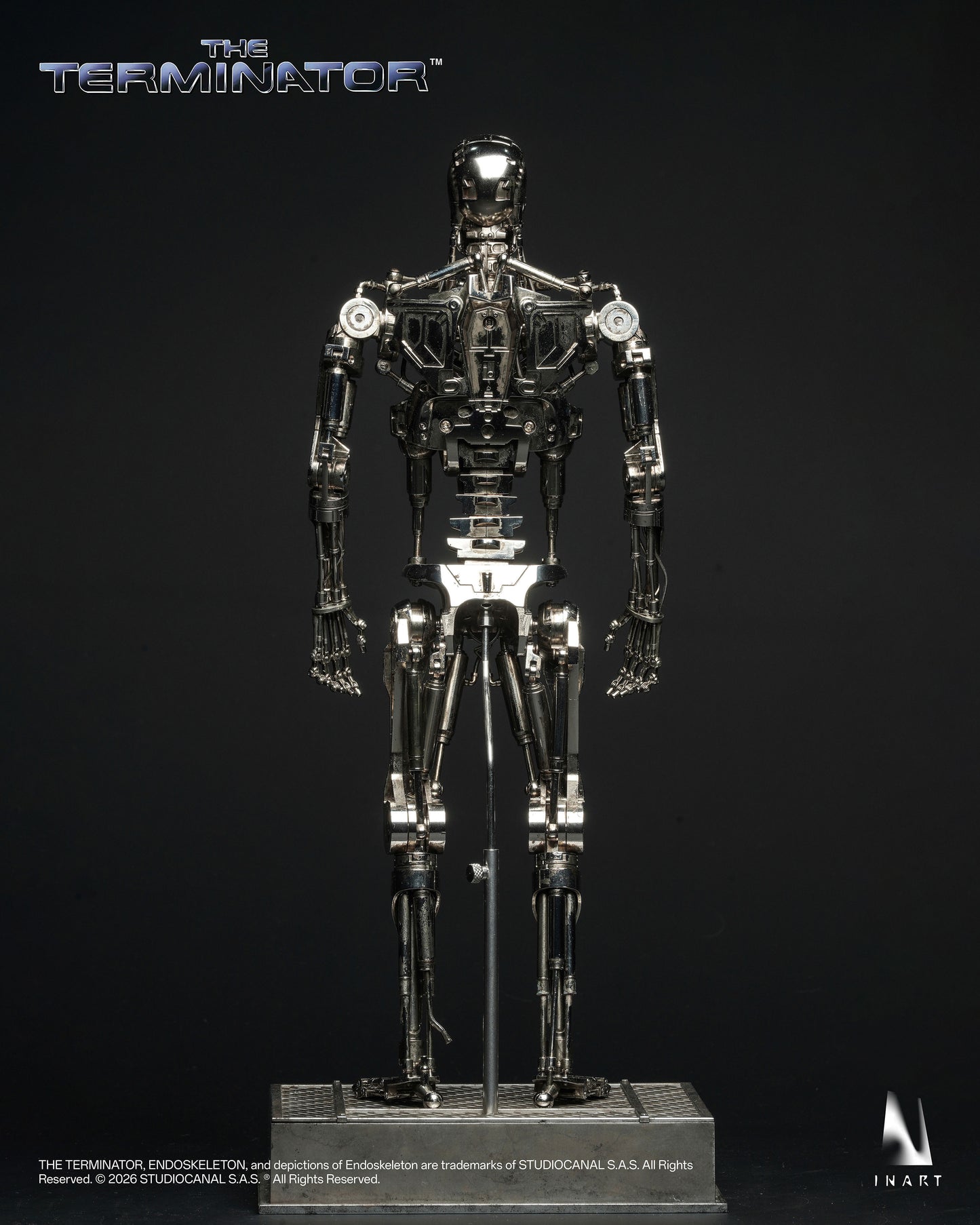 INART Terminator T-800 Endoskeleton 1/6 scale collectibleFigure