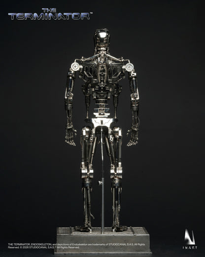INART Terminator T-800 Endoskeleton 1/6 scale collectibleFigure