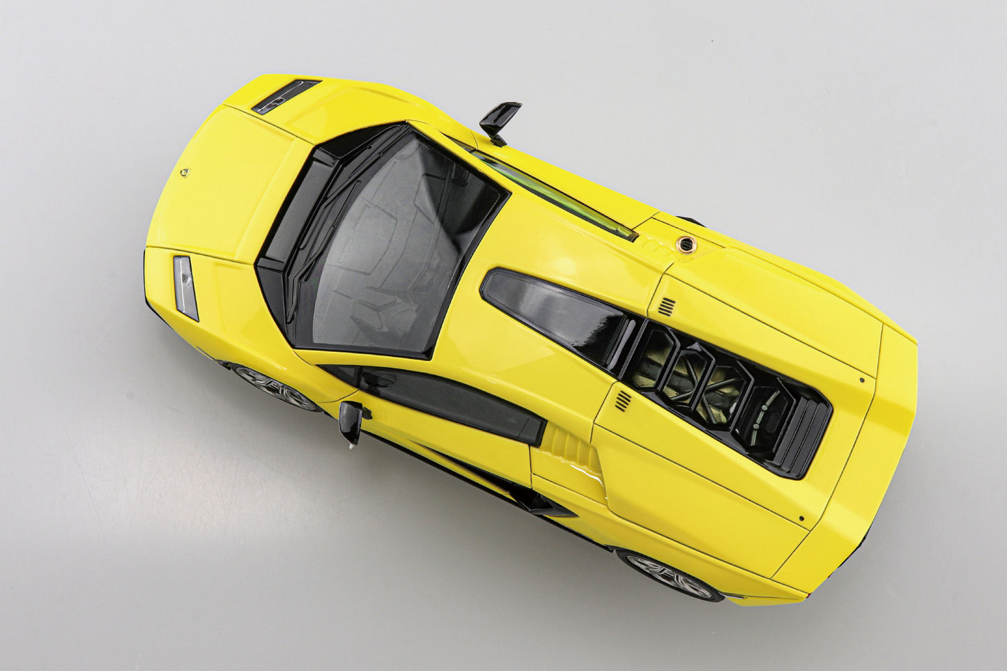 ザ☆スナップキット ランボルギーニ カウンタック LPI 800-4（イエロー）