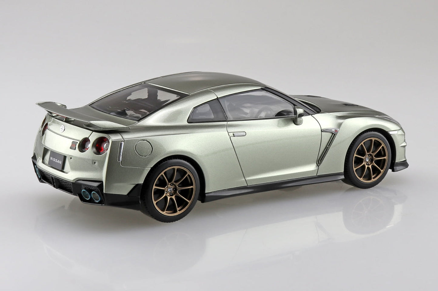 楽プラ スナップキット ニッサン R35 NISSAN GT-R 2024（ミレニアムジェイド）