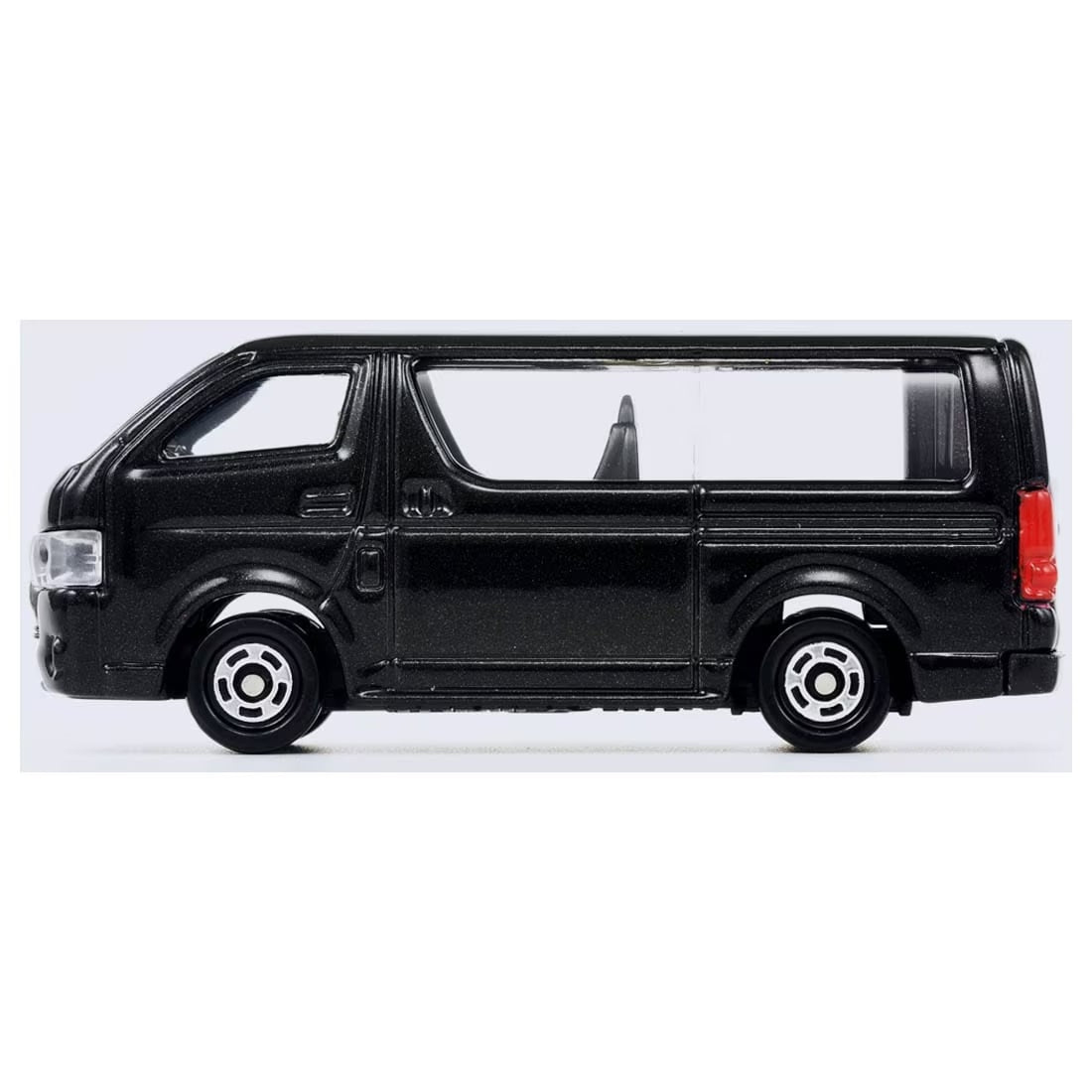 Tomica No.113 Toyota Hiace Box