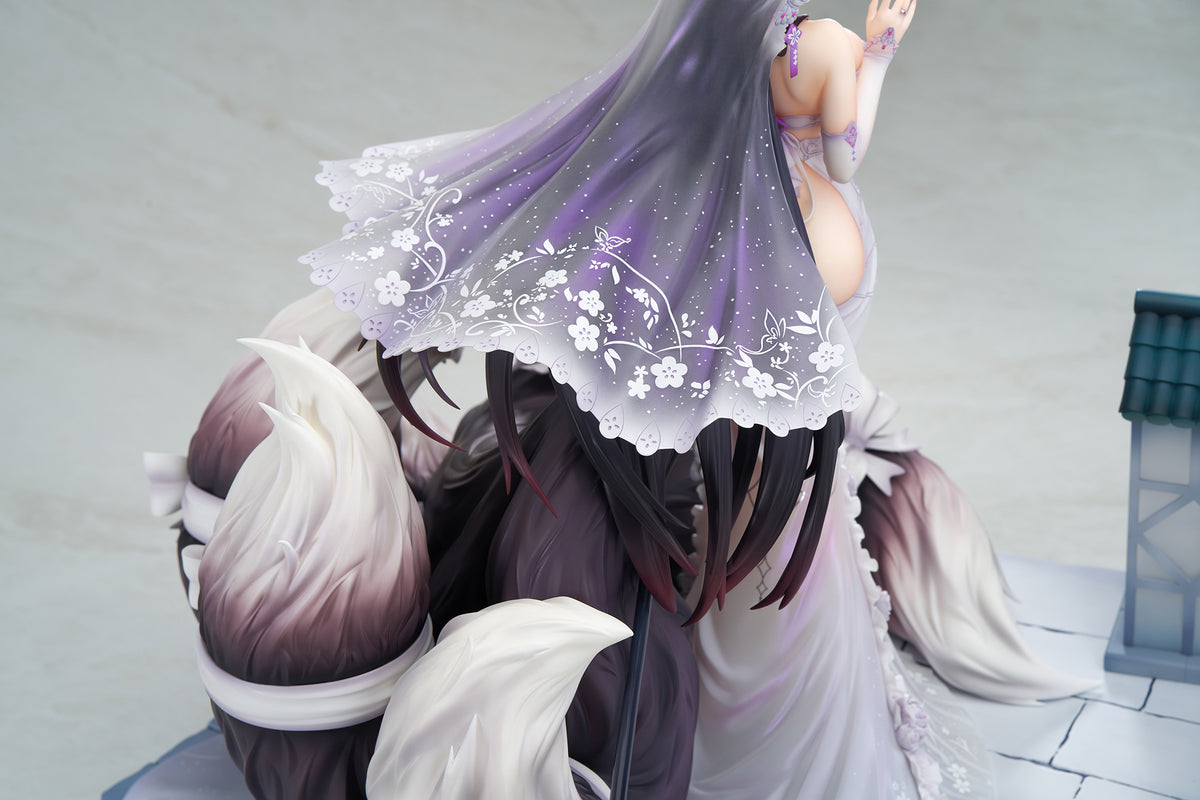アズールレーン 武蔵 純潔清浄のウィステリア Ver. LEDアクリル展示ケース付きスペシャル版