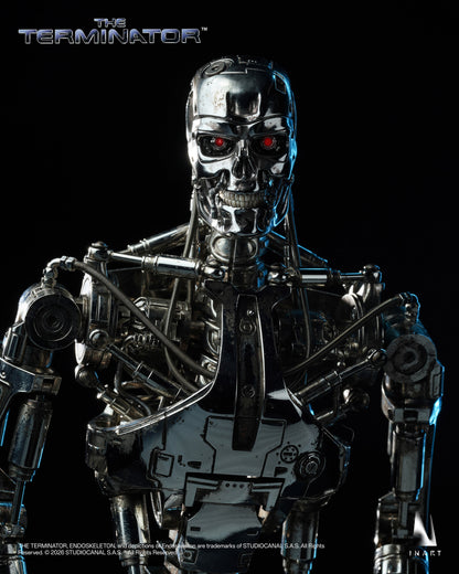 INART Terminator T-800 Endoskeleton 1/6 scale collectibleFigure