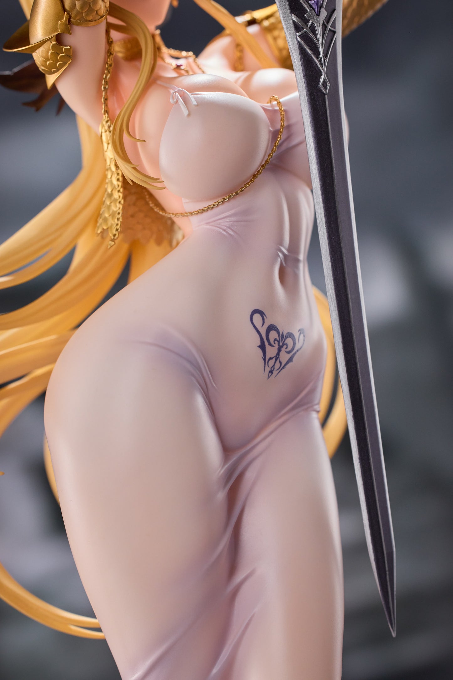 BrownDust2 Apostle Olivier 1/6