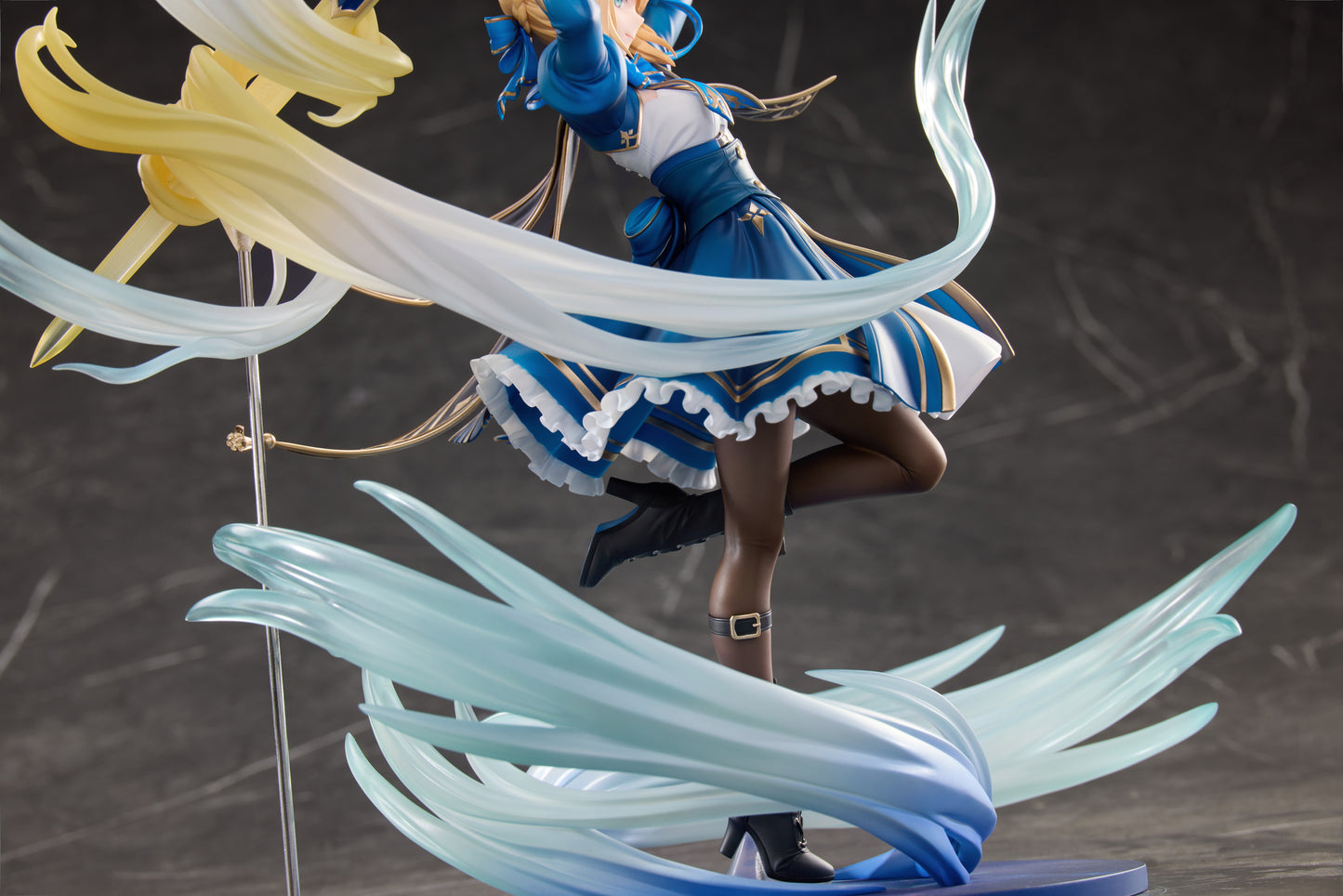 崩壊：スターレイル × Fate/stay night [UBW] セイバー 1/7 完成品フィギュア