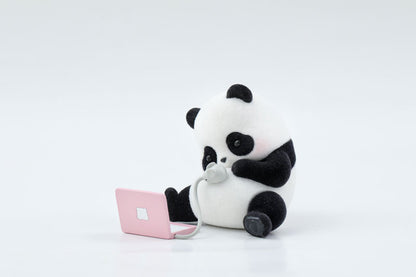 52TOYS BLINDBOX PANDA ROLL 熊猫系列，每盒 8 个。