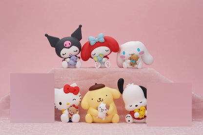 PERIHAPI! 肩ズンHug. Hello Kitty and Friends 8個入BOX