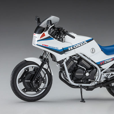 ハセガワ ホンダ VT250F (MC08) (1984)