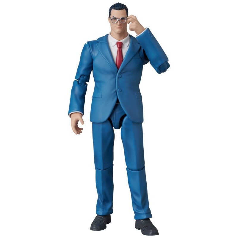 MAFEX CLARK KENT（BATMAN: HUSH Ver.）