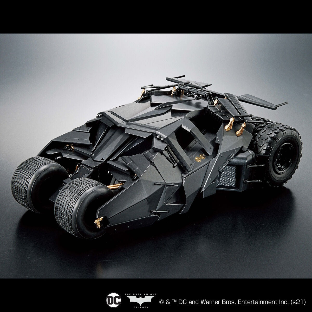 バットマン バットモービル（バットマン ビギンズ Ver.） 1/35