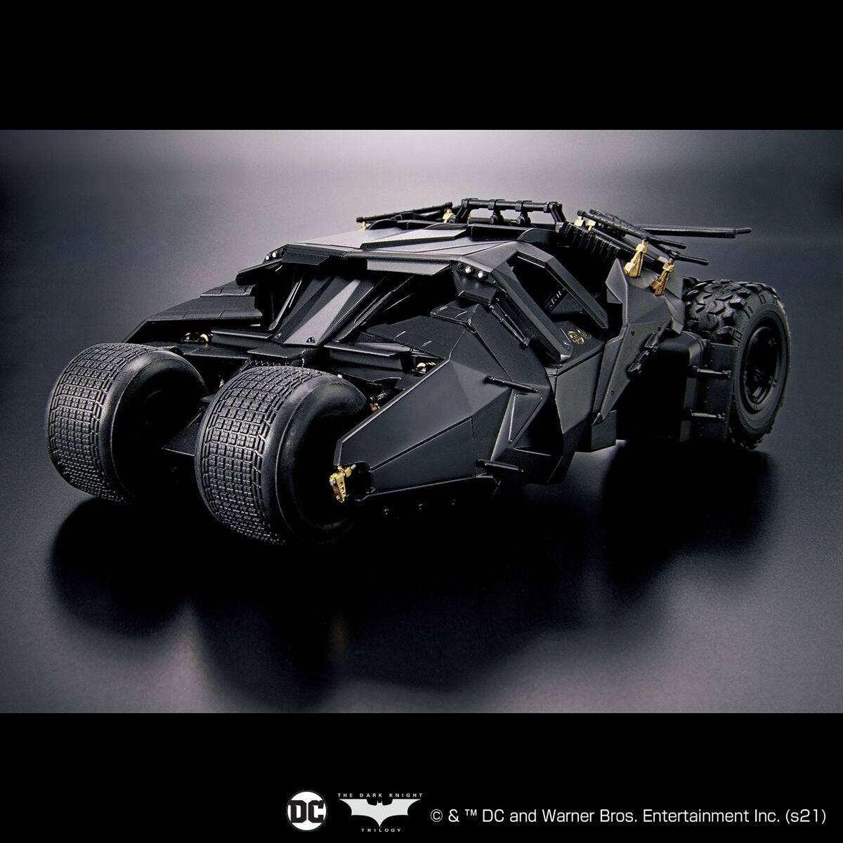 バットマン バットモービル（バットマン ビギンズ Ver.） 1/35