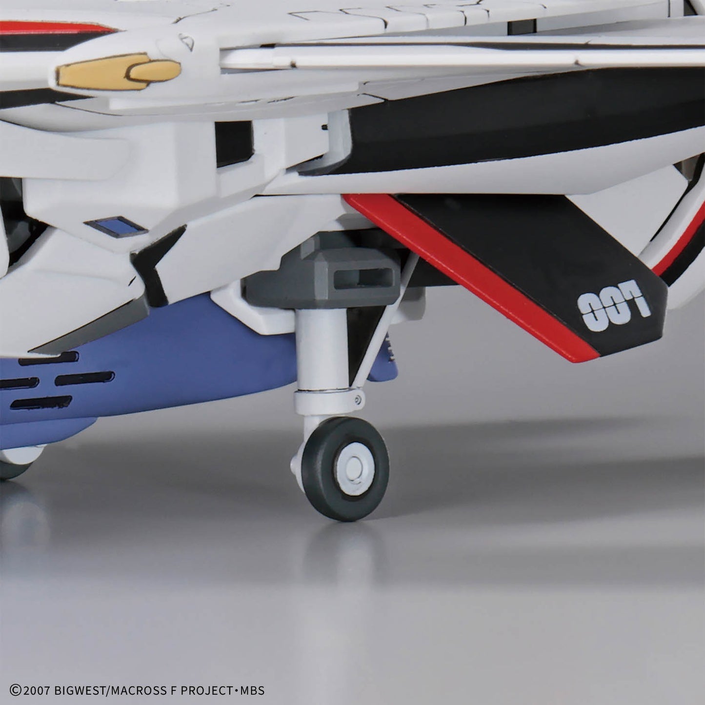 H.G. 超時空要塞F VF-25F 彌賽亞瓦爾基里（中乙女機）1/100