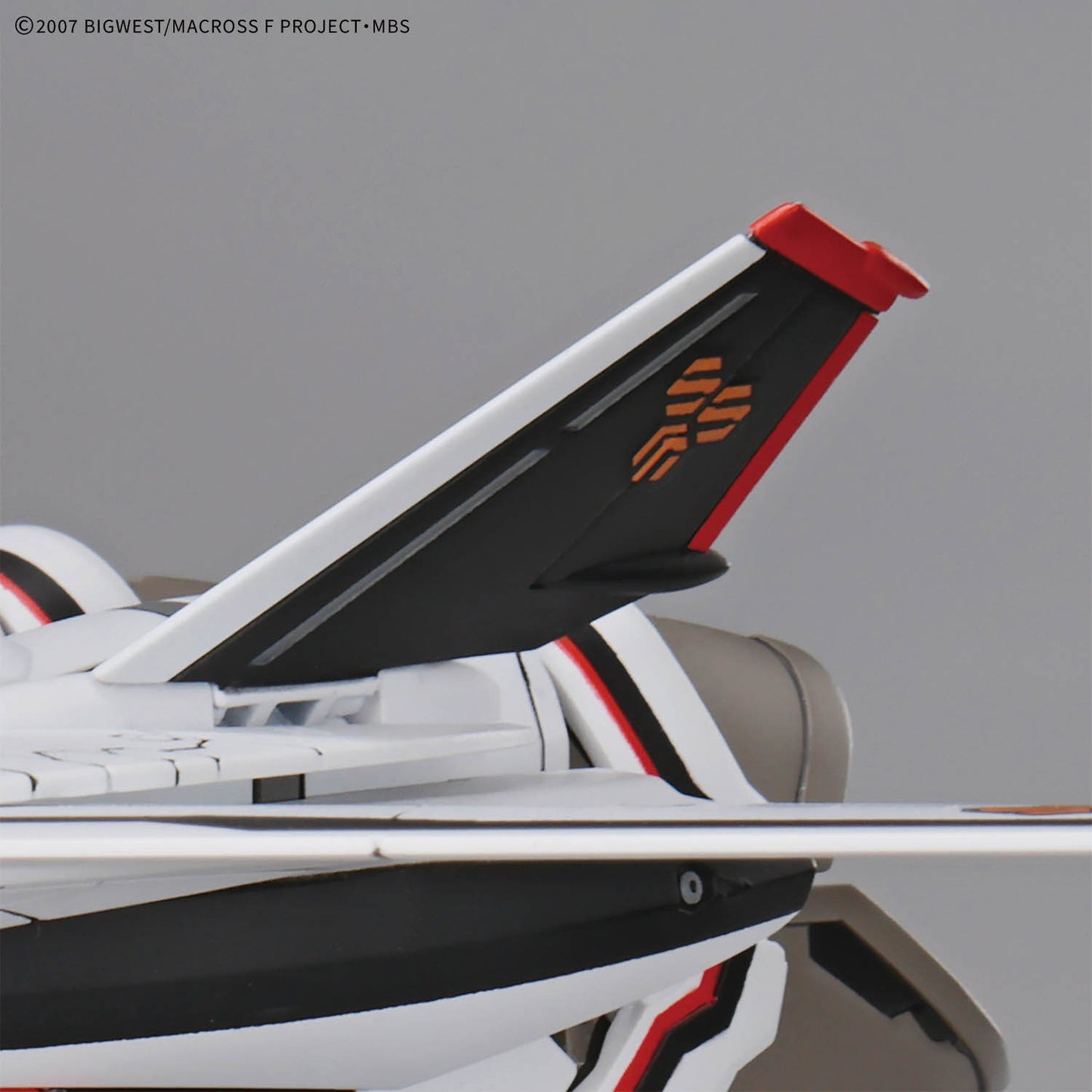 HG マクロスF VF-25F メサイアバルキリー（早乙女アルト機） デラックスセット 1/100