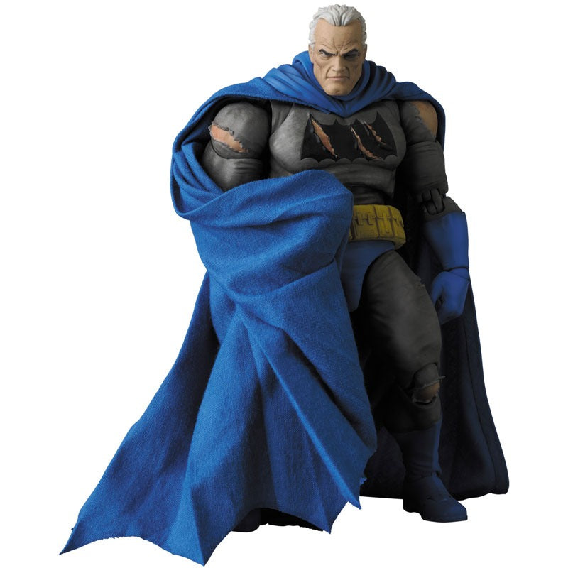 MAFEX BATMAN（TDKR:The Dark Knight Triumphant）