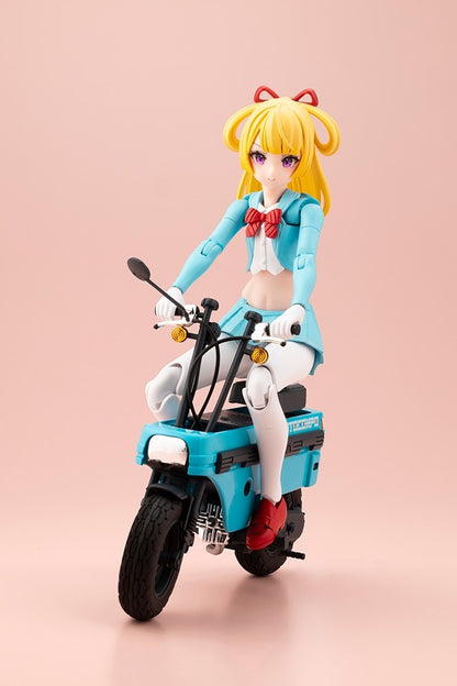 Honda AB12 Motocompo와 함께 Buster Doll Night Alice