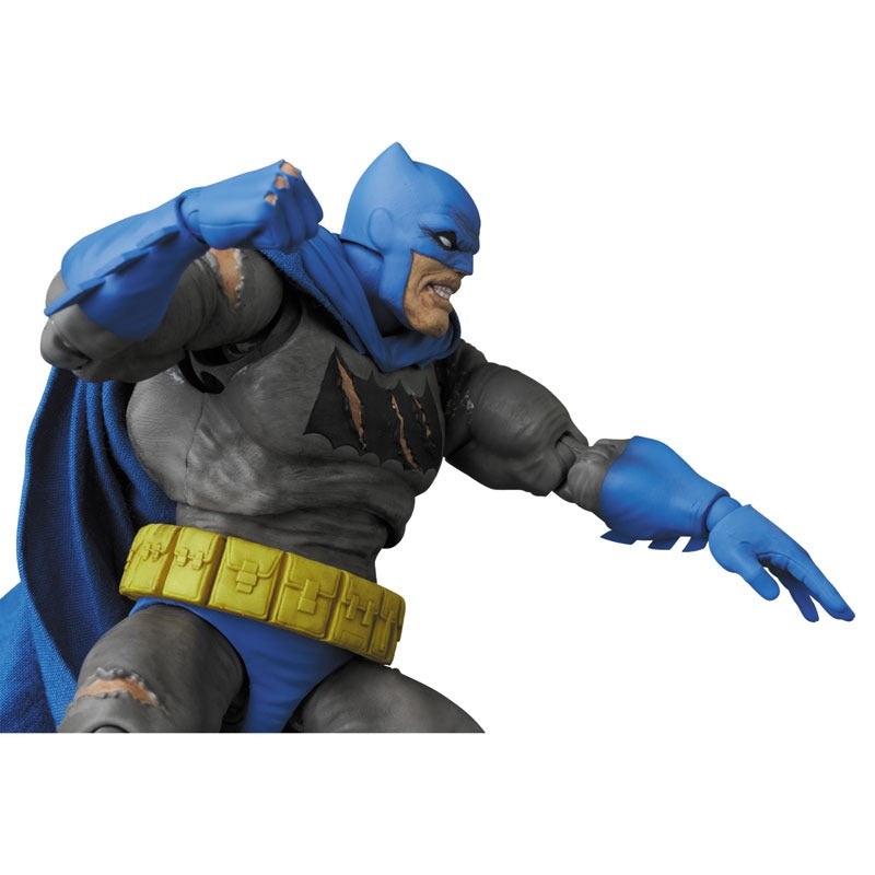 MAFEX BATMAN（TDKR:The Dark Knight Triumphant）