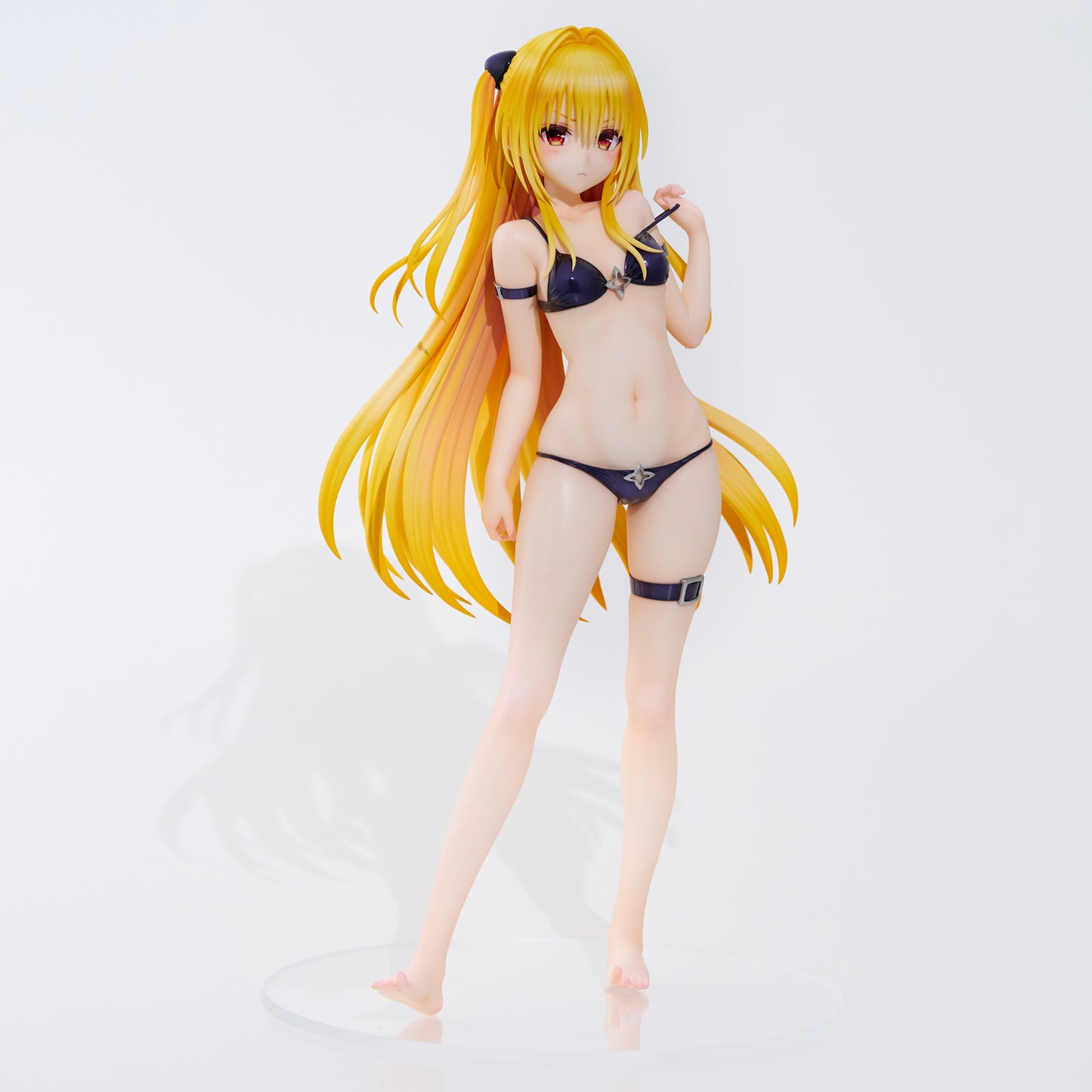 To Love Ru-Trouble-Darkness Swimsuit Series "Golden Darkness" 1/4