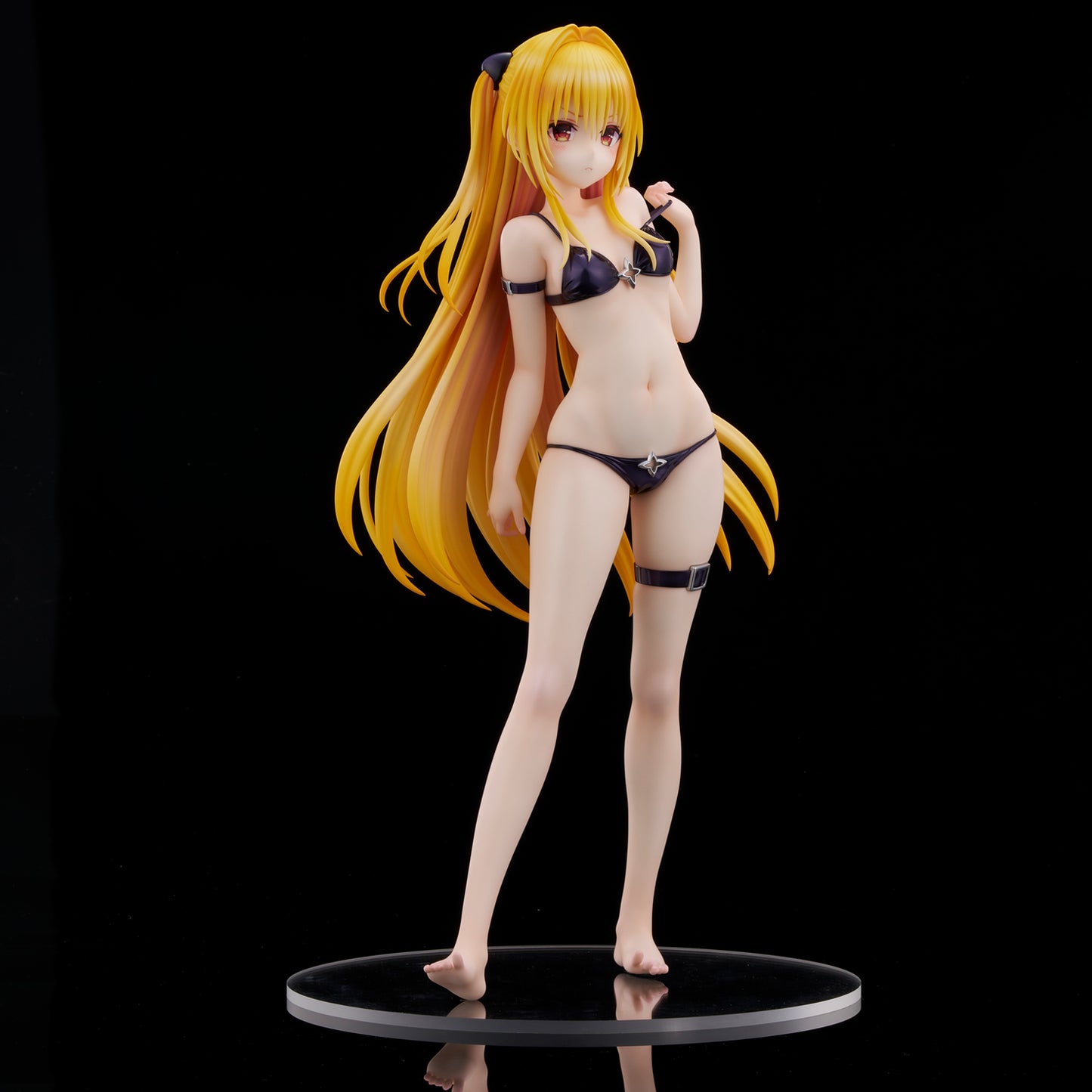 To Love Ru-Trouble-Darkness Swimsuit Series "Golden Darkness" 1/4