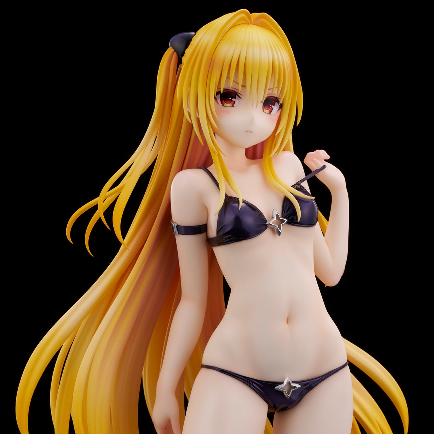 To Love Ru-Trouble-Darkness Swimsuit Series "Golden Darkness" 1/4